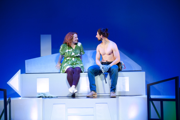 Marie und Joshua im Gespräch