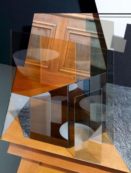 Abstrakte Fotocollage mit architektonischen und geometrischen Elementen  